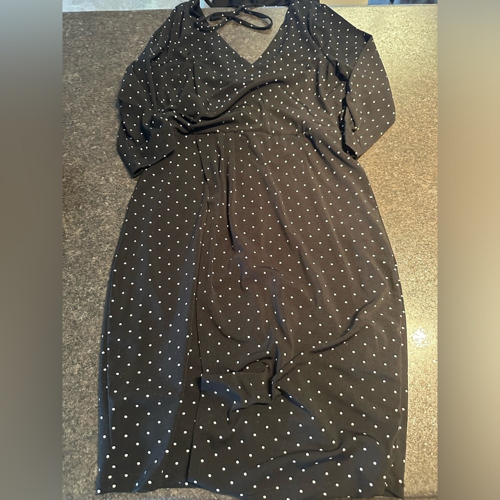 Black Dress (with small white points)